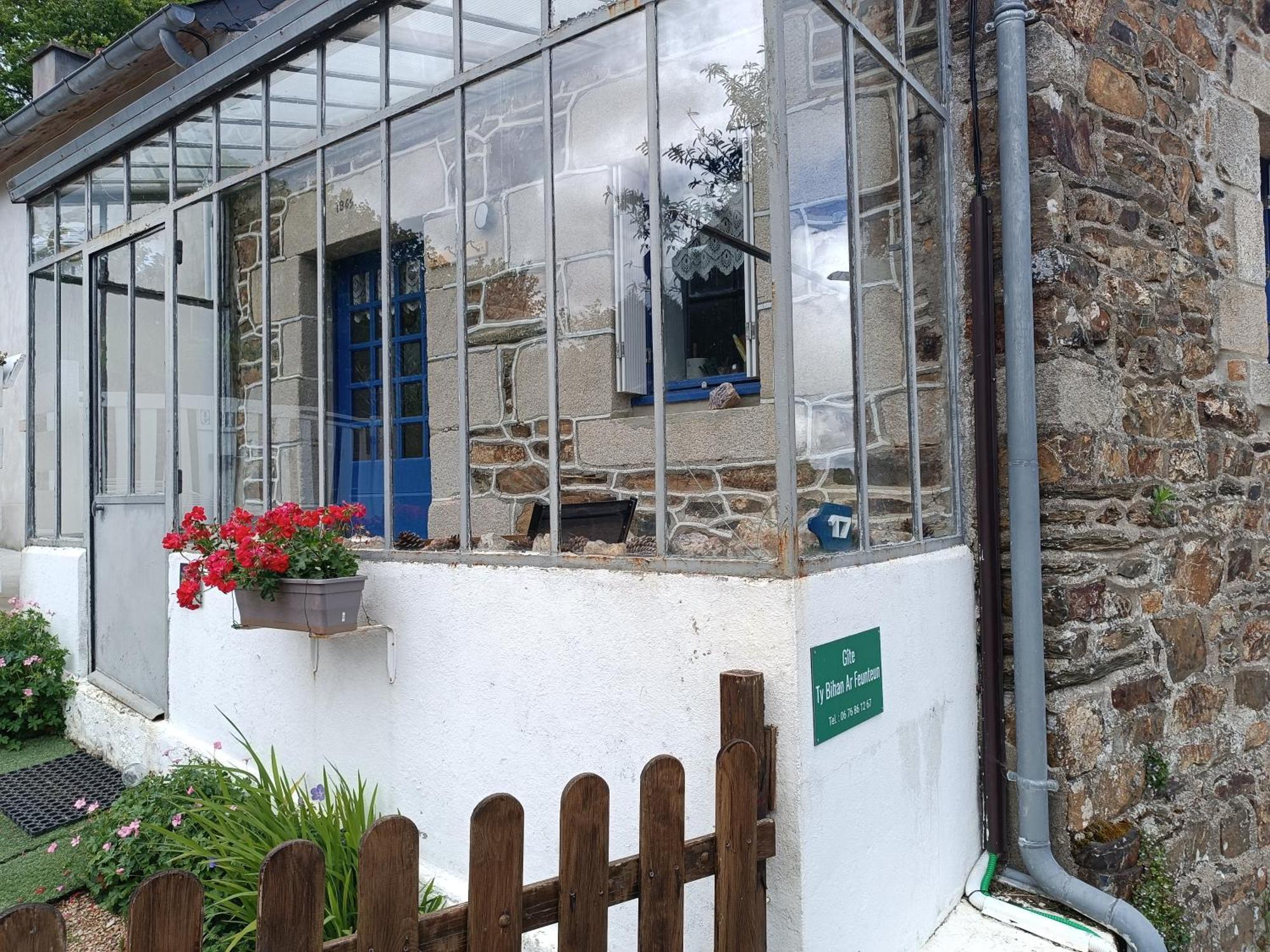 Petit Gite Cocoon Ty Bihan Ar Feunteun Scrignac Dış mekan fotoğraf